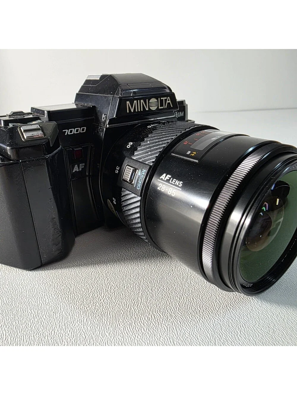 Minolta Maxxum 7000 AF Camera w/28-85mm Lens & Manual